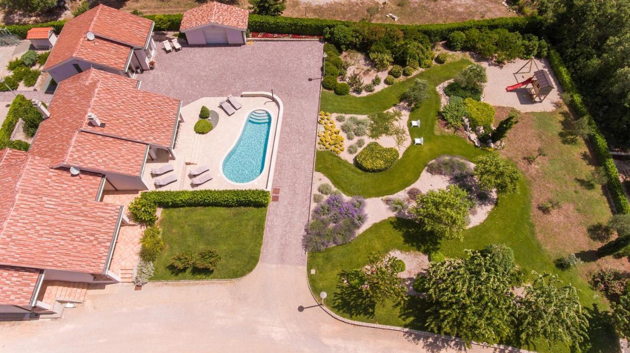 Villa Gardena Vrh  Екстер'єр фото