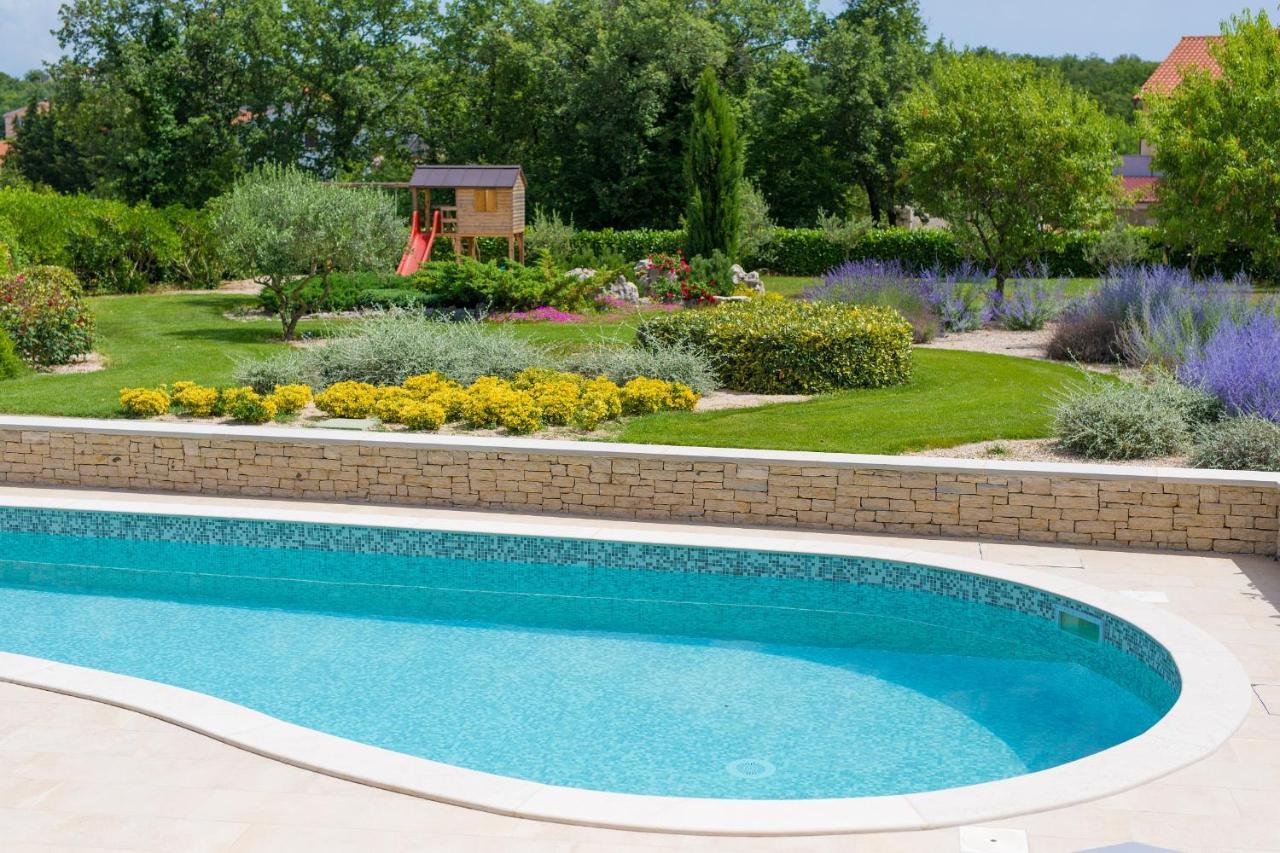 Villa Gardena Vrh  Екстер'єр фото